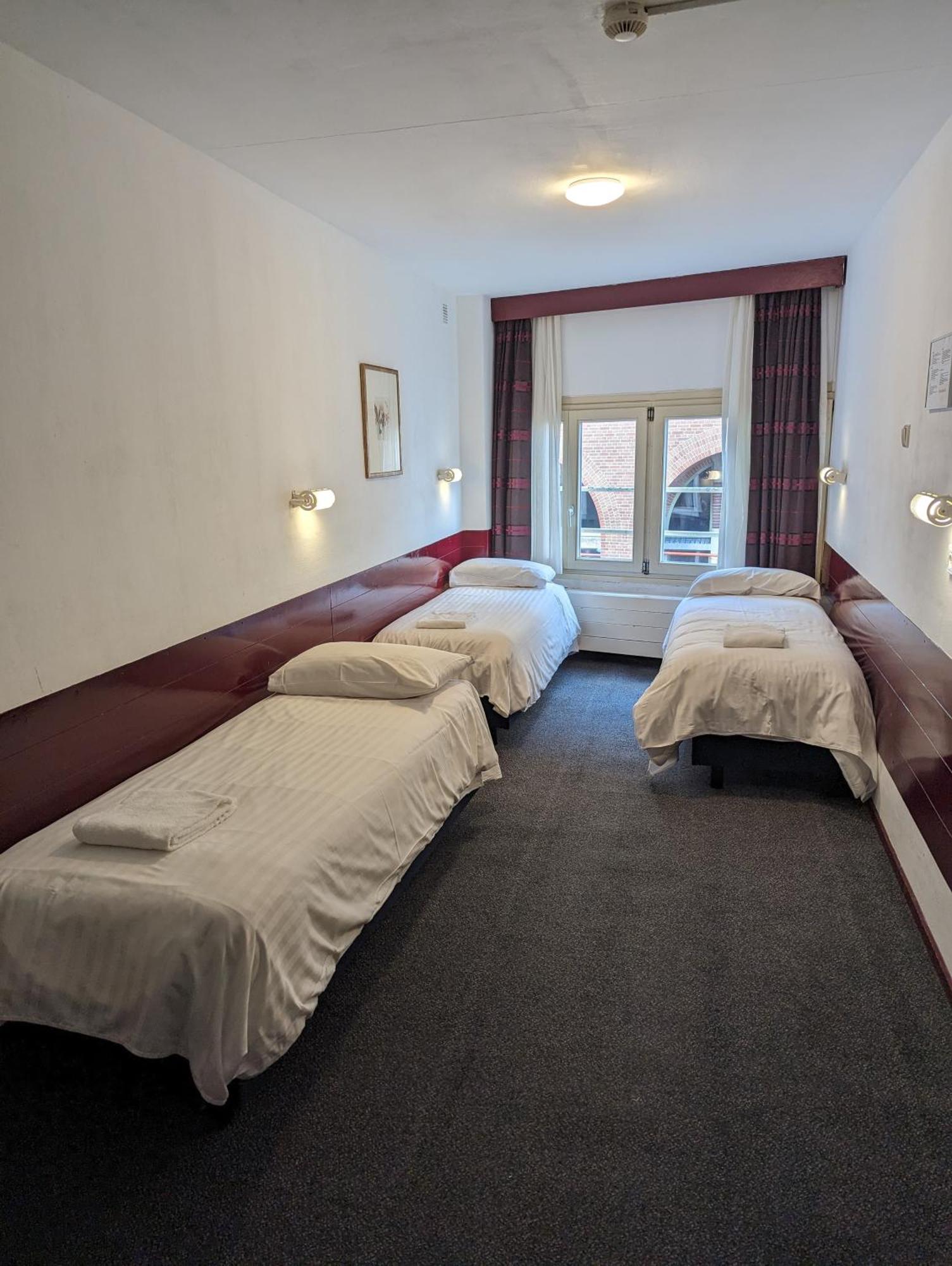 Budget Hotel Ben อัมสเตอร์ดัม ภายนอก รูปภาพ